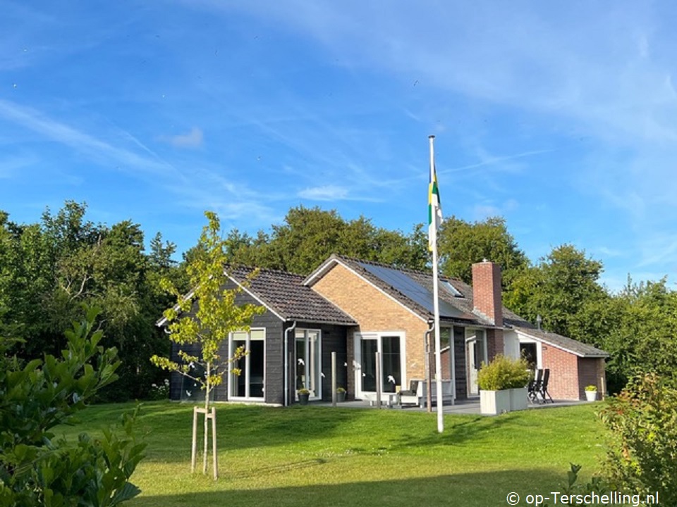 Klik hier voor meer informatie over Vakantiehuis Esdoorn (Midsland Noord)